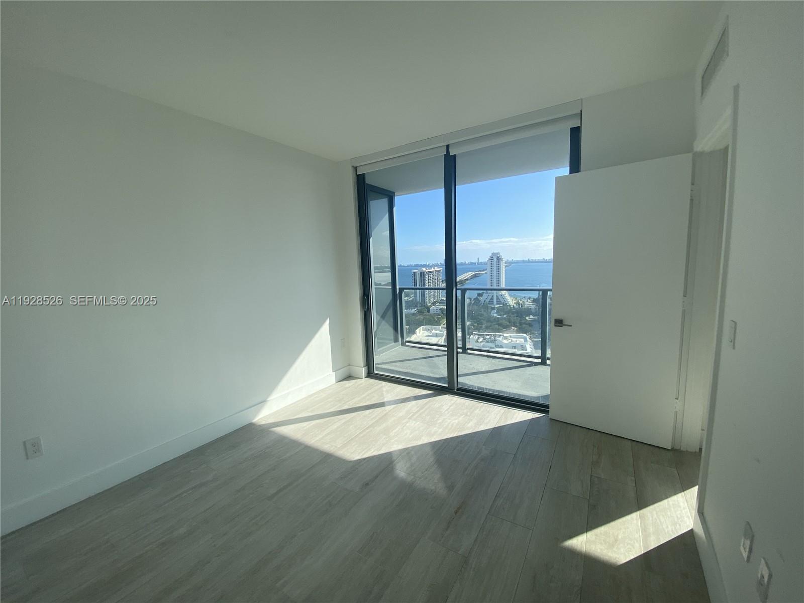 121 NE 34th St #2406A, Miami FL 33137