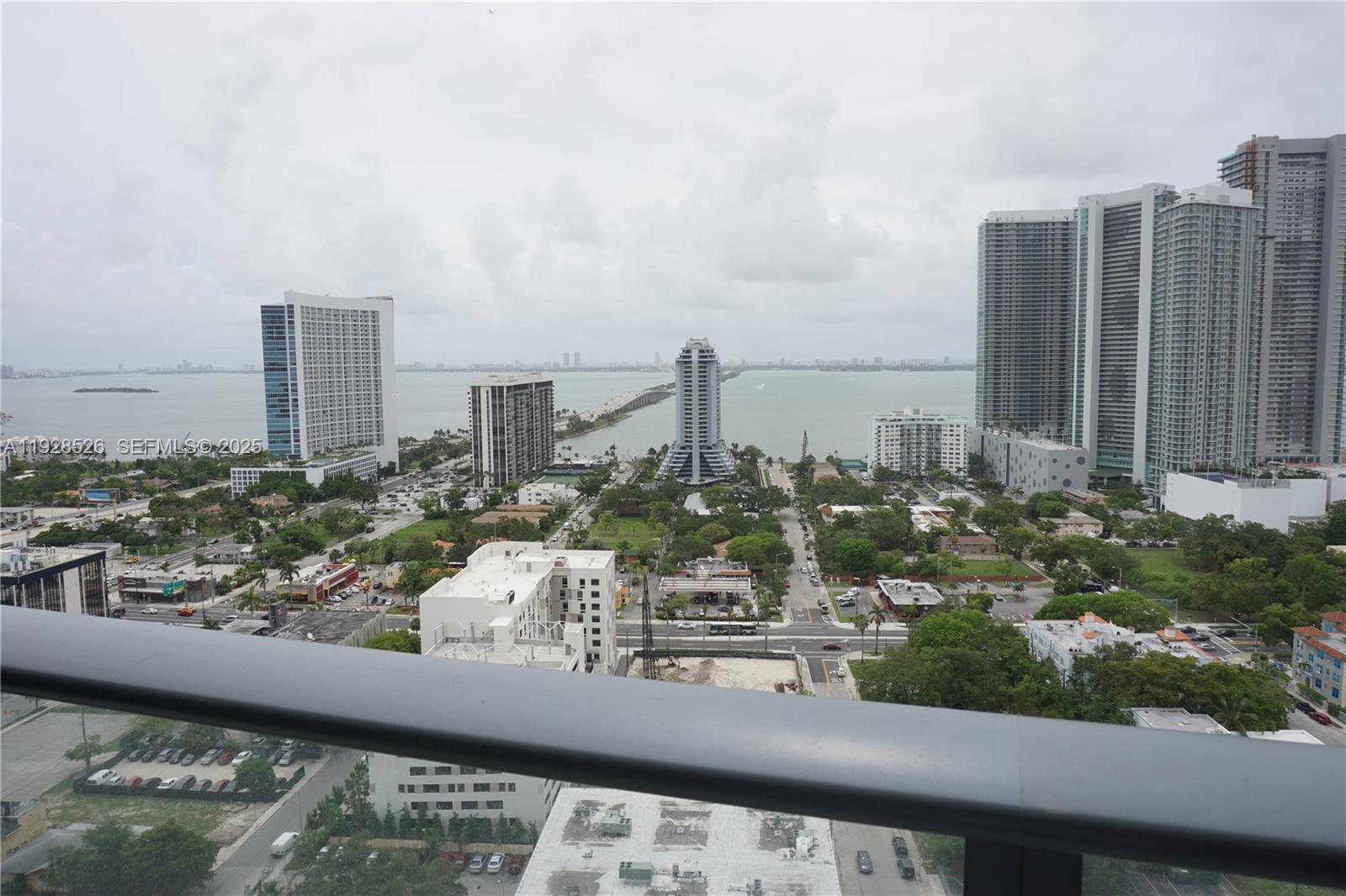 121 NE 34th St #2406A, Miami FL 33137
