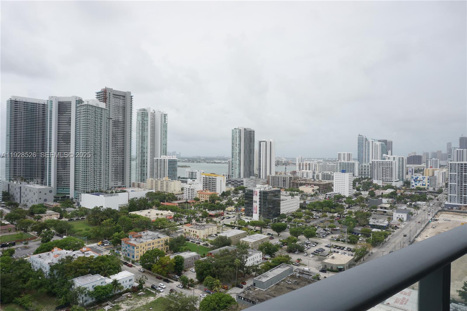 121 NE 34th St #2406A, Miami FL 33137