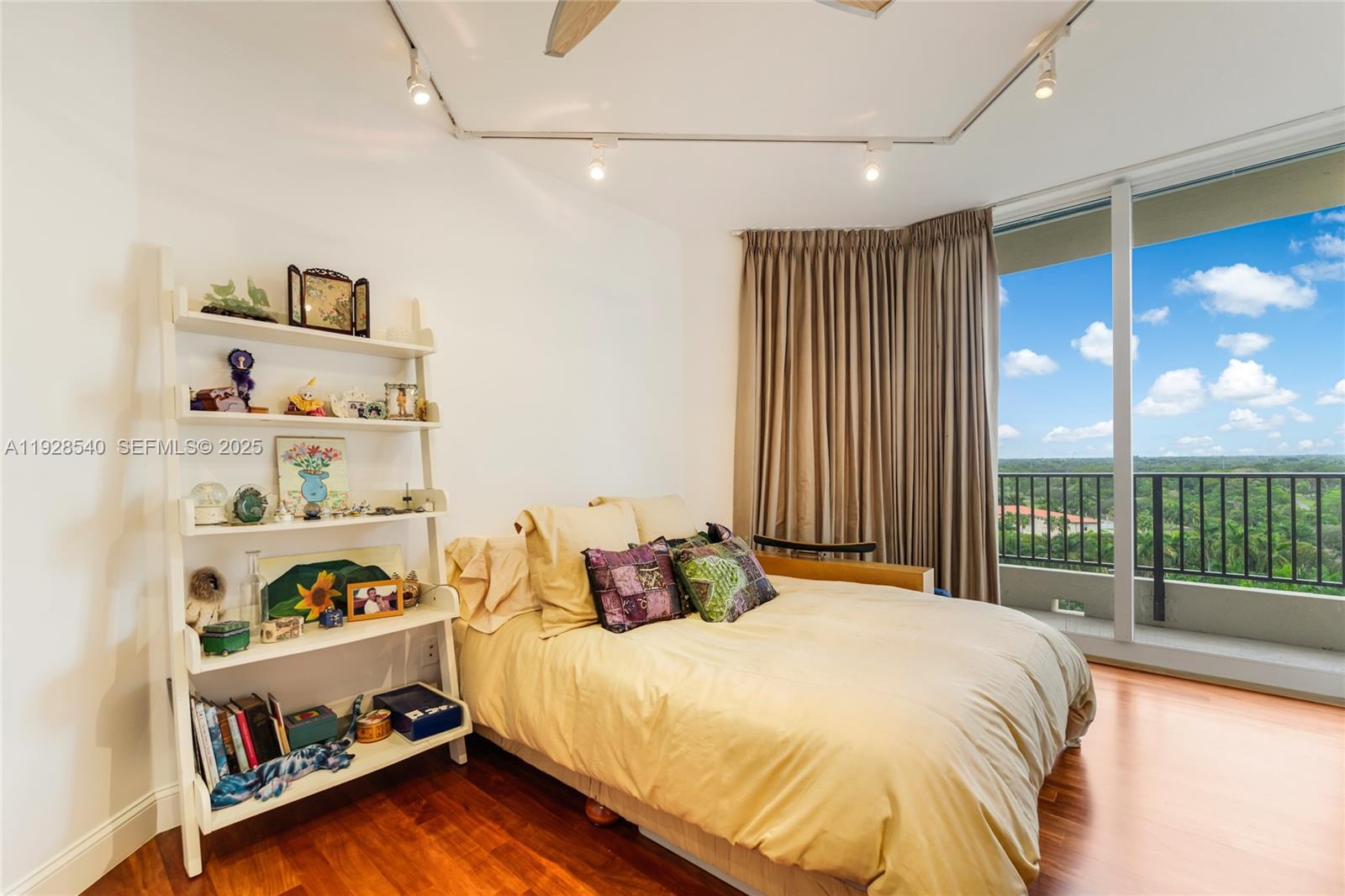 13627 Deering Bay Dr #1004, Coral Gables FL 33158