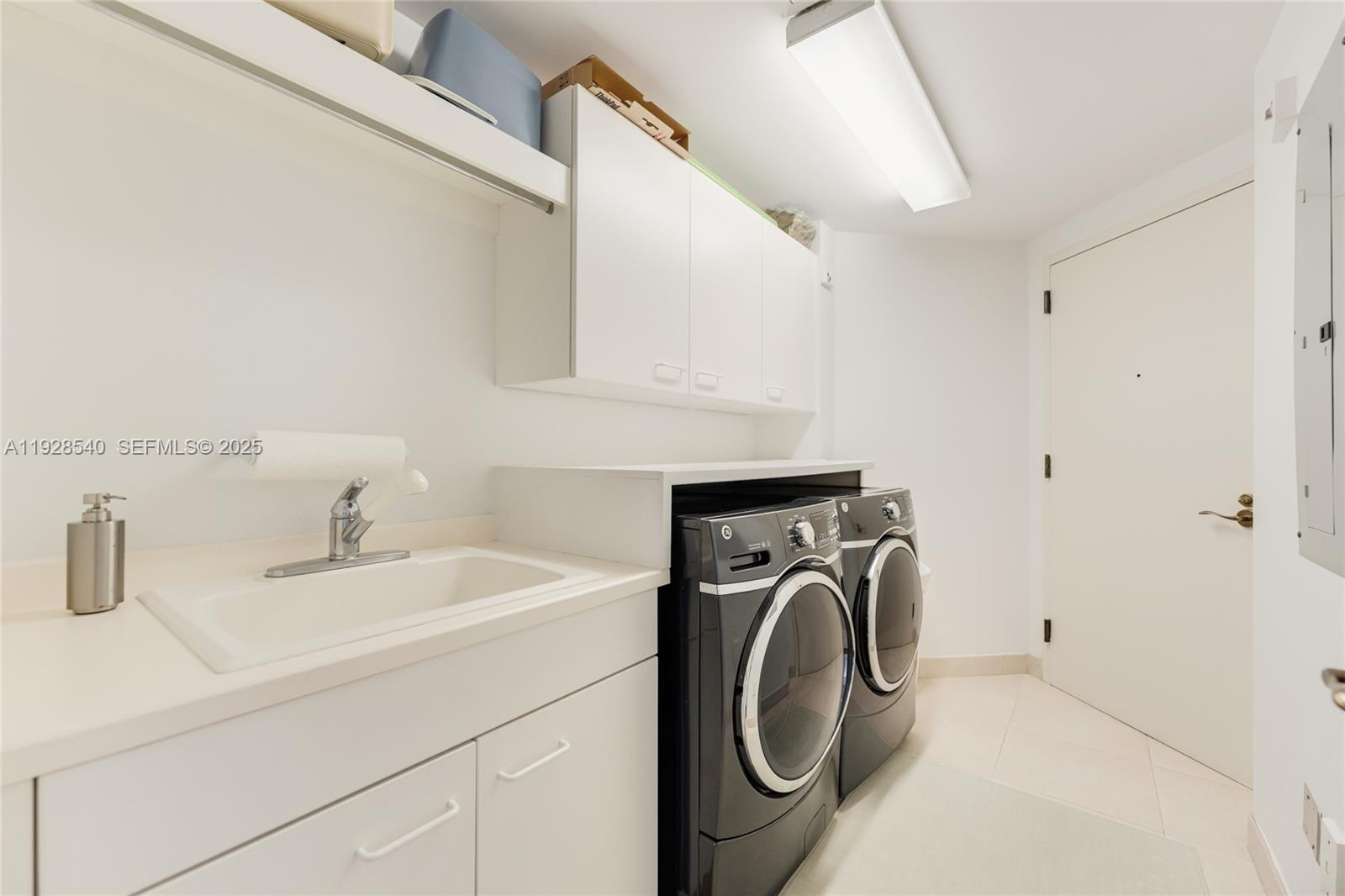 13627 Deering Bay Dr #1004, Coral Gables FL 33158