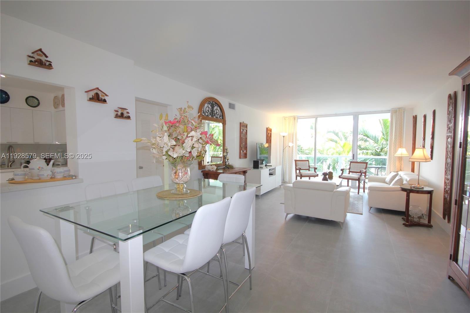 Miami Beach FL 33140 - A11928579