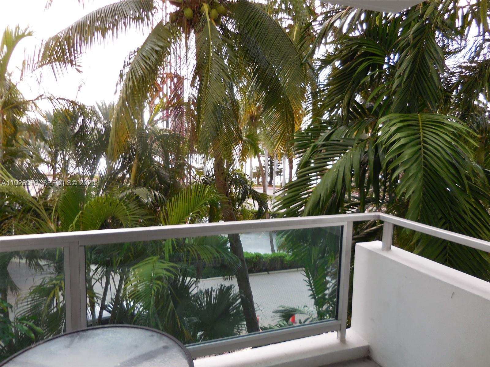 Miami Beach FL 33140 - A11928579