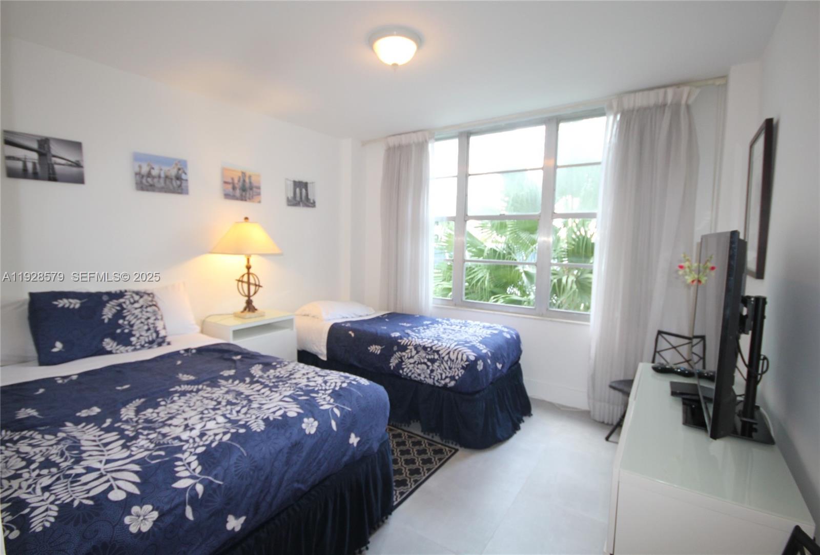 Miami Beach FL 33140 - A11928579