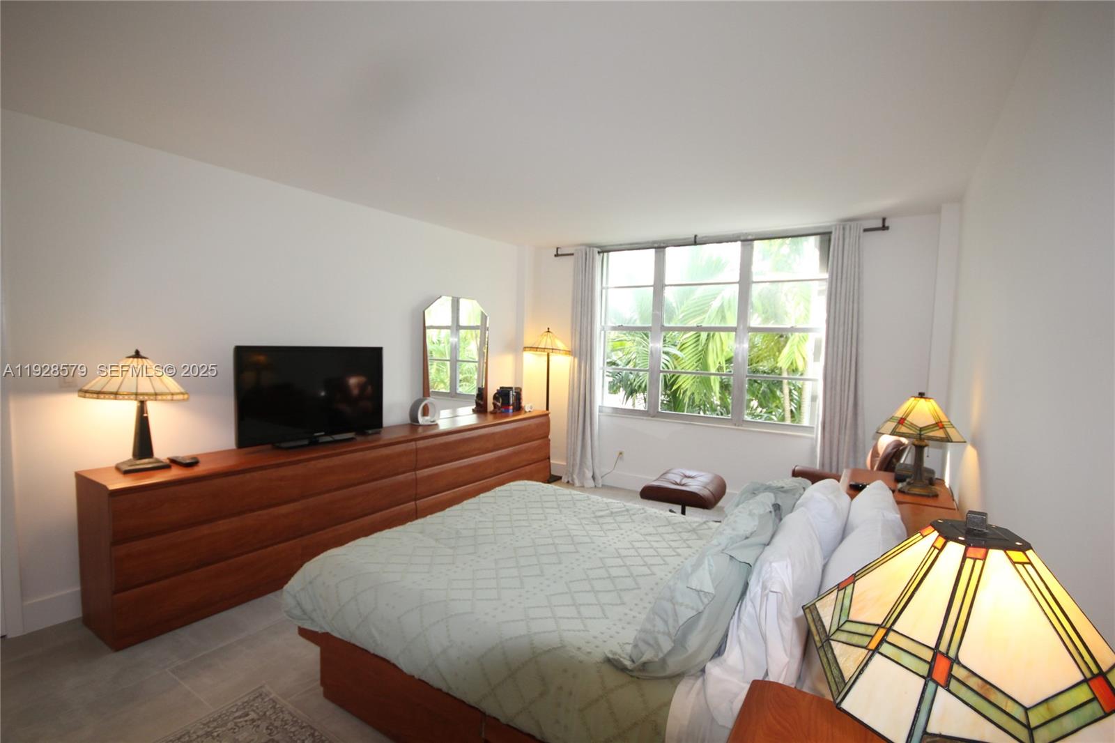 Miami Beach FL 33140 - A11928579