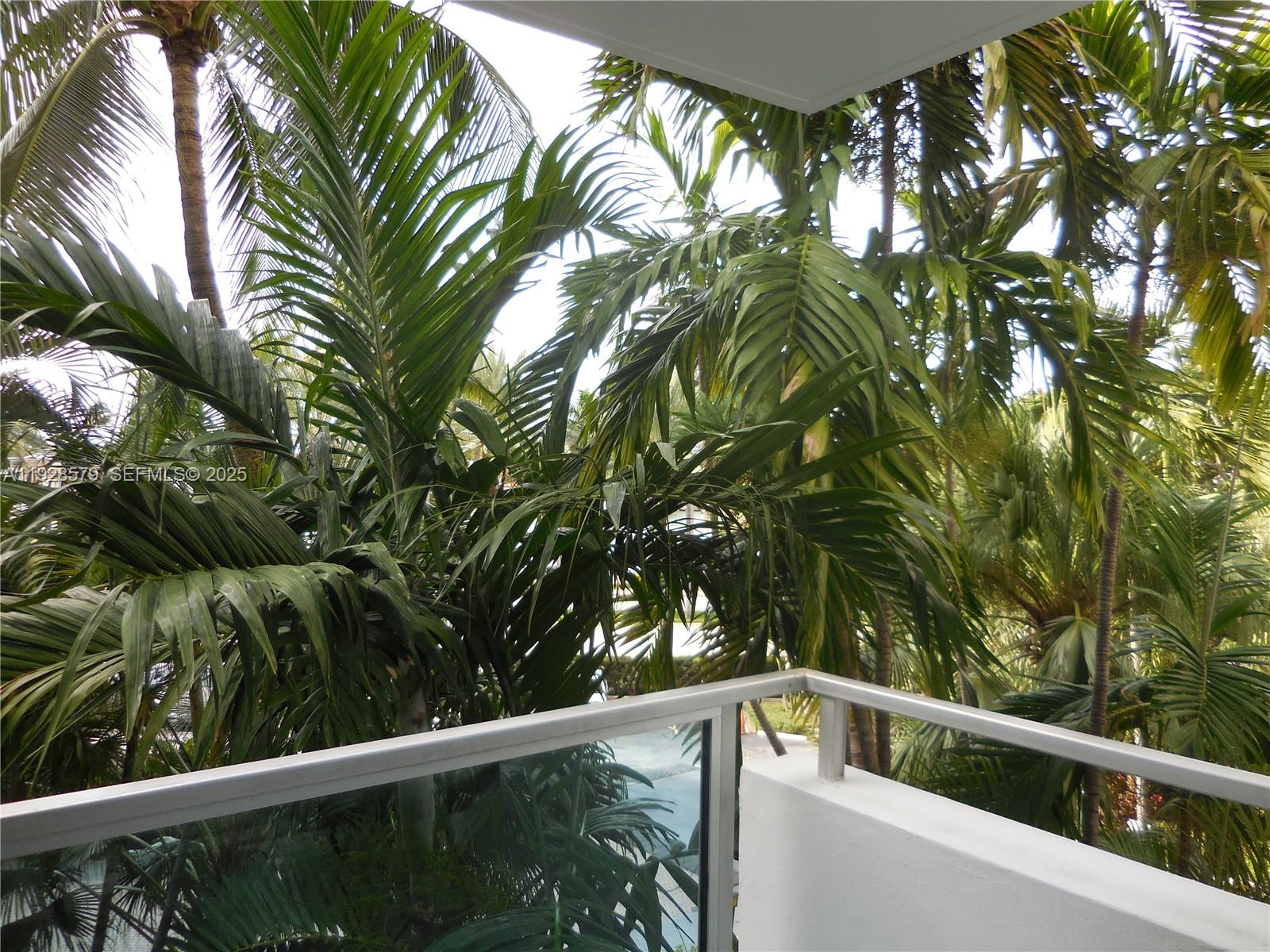 Miami Beach FL 33140 - A11928579