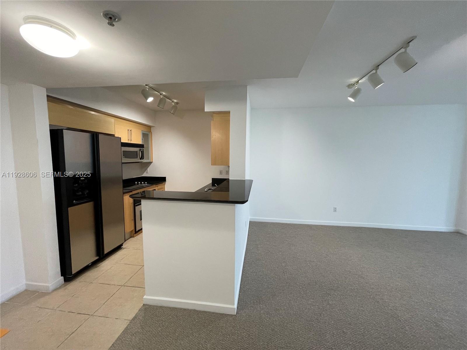 325 S Biscayne Blvd #2116, Miami FL 33131
