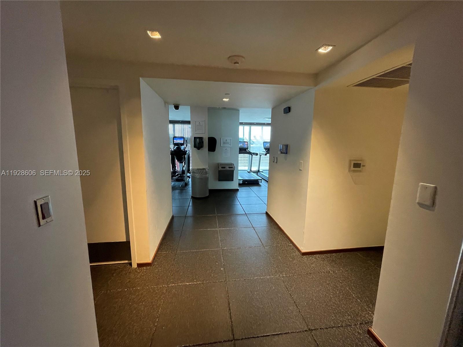 325 S Biscayne Blvd #2116, Miami FL 33131