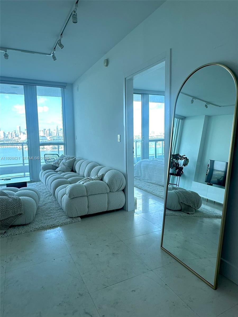 540 West Ave #1613, Miami Beach FL 33139