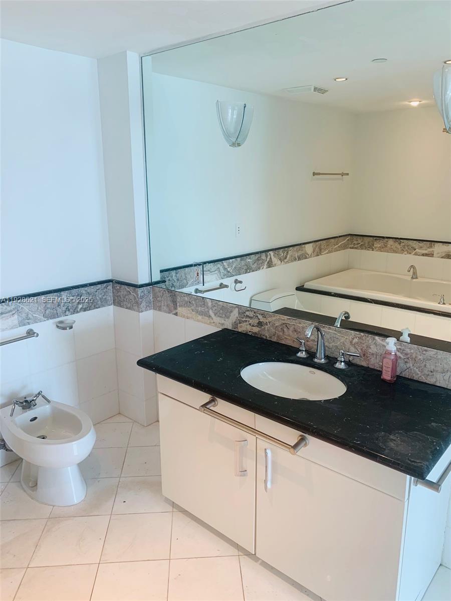 540 West Ave #1613, Miami Beach FL 33139