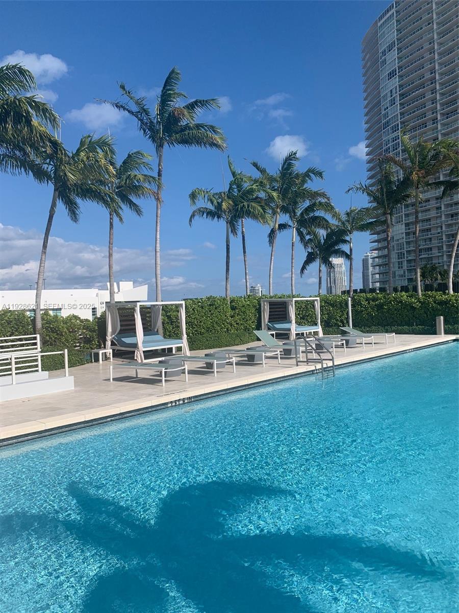 540 West Ave #1613, Miami Beach FL 33139