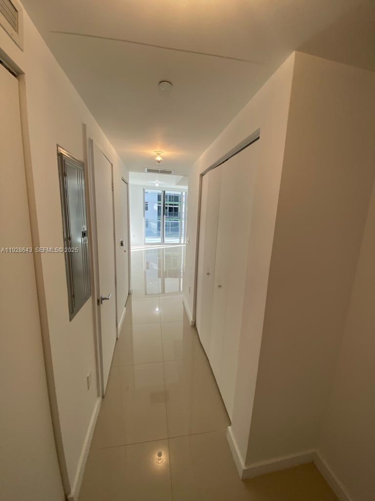 488 NE 18th St #1804, Miami FL 33132