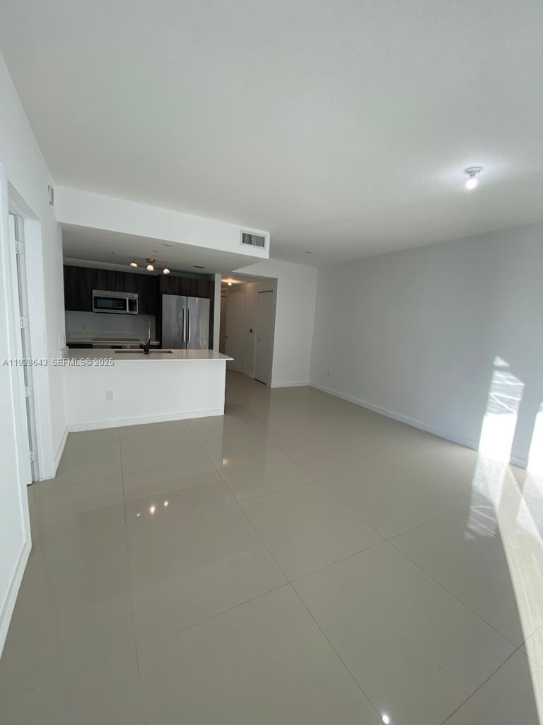 488 NE 18th St #1804, Miami FL 33132