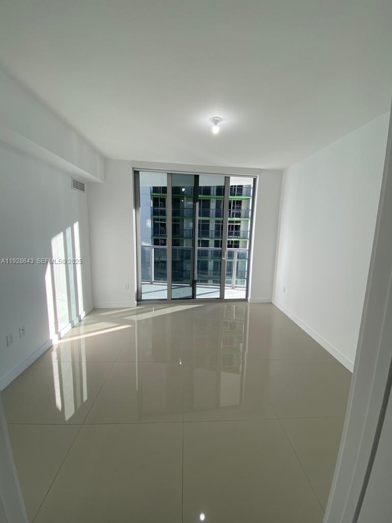 488 NE 18th St #1804, Miami FL 33132