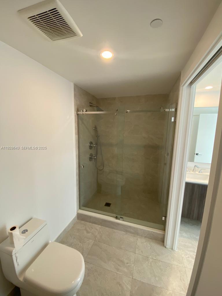 488 NE 18th St #1804, Miami FL 33132
