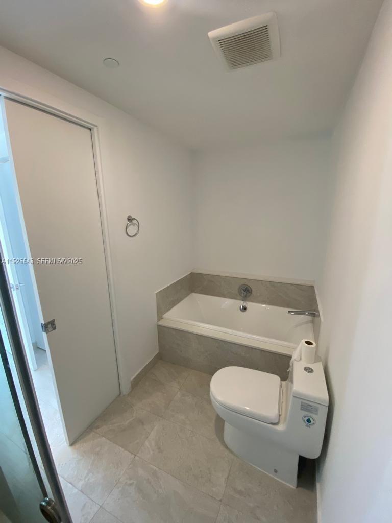 488 NE 18th St #1804, Miami FL 33132
