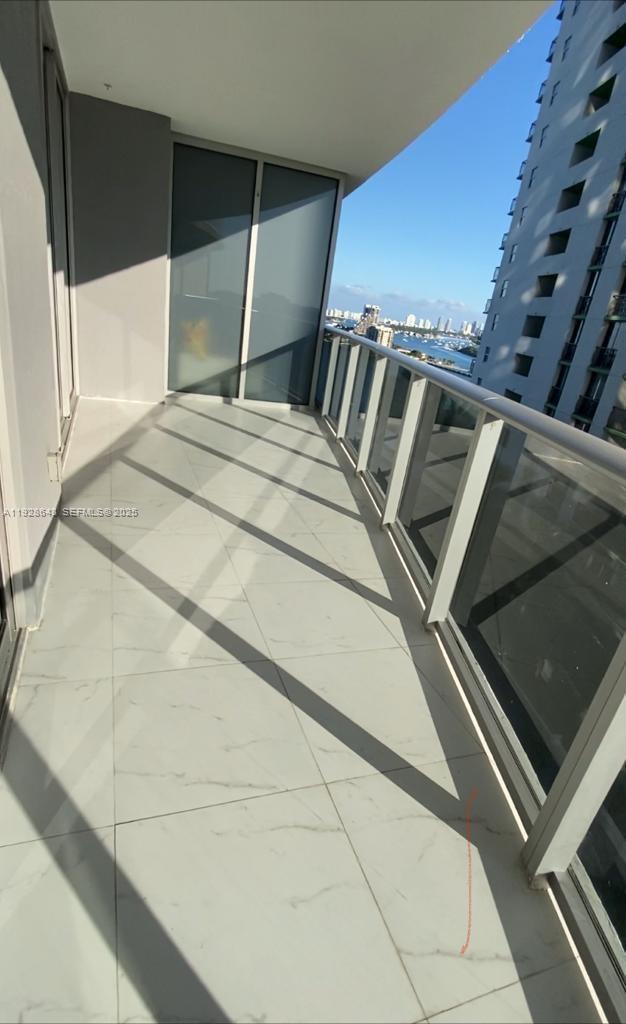 488 NE 18th St #1804, Miami FL 33132