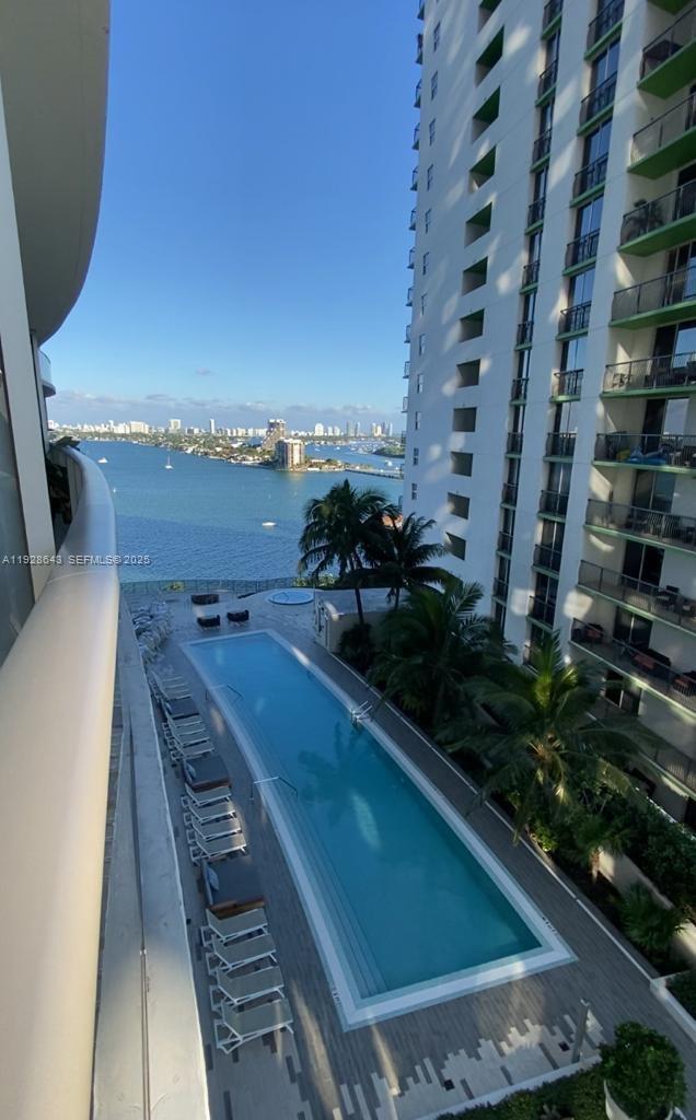 488 NE 18th St #1804, Miami FL 33132
