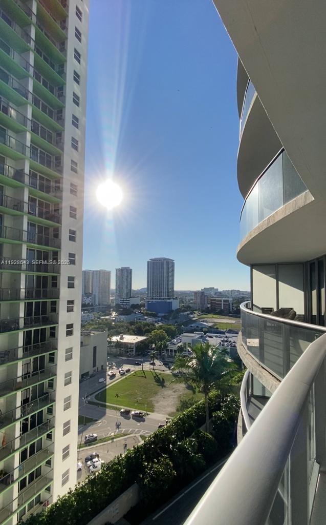 488 NE 18th St #1804, Miami FL 33132