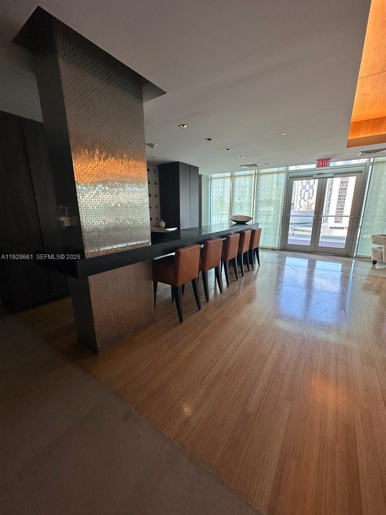 55 SE 6th St #2206, Miami FL 33131