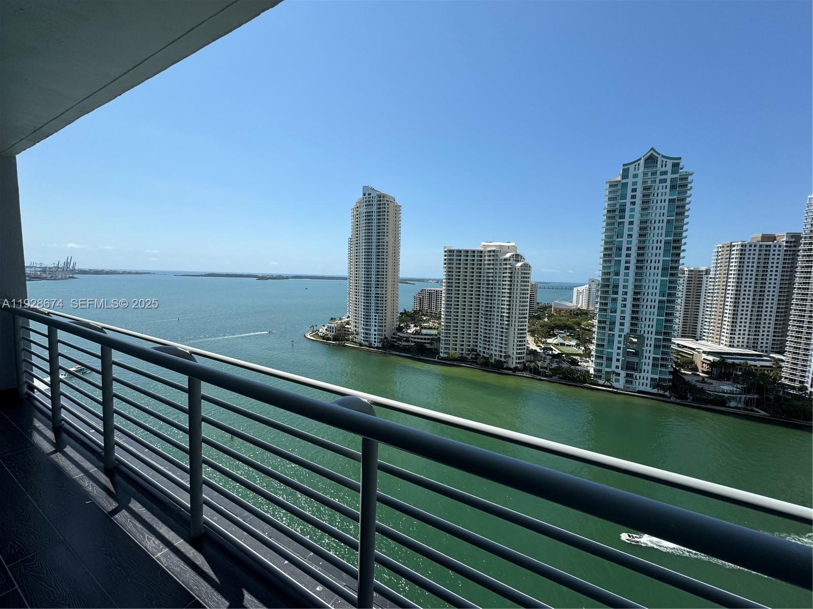 335 S Biscayne Blvd #2403, Miami FL 33131