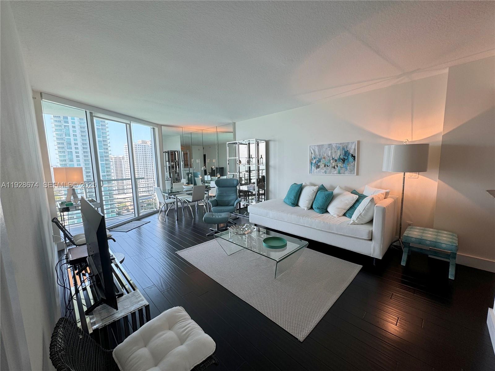 335 S Biscayne Blvd #2403, Miami FL 33131
