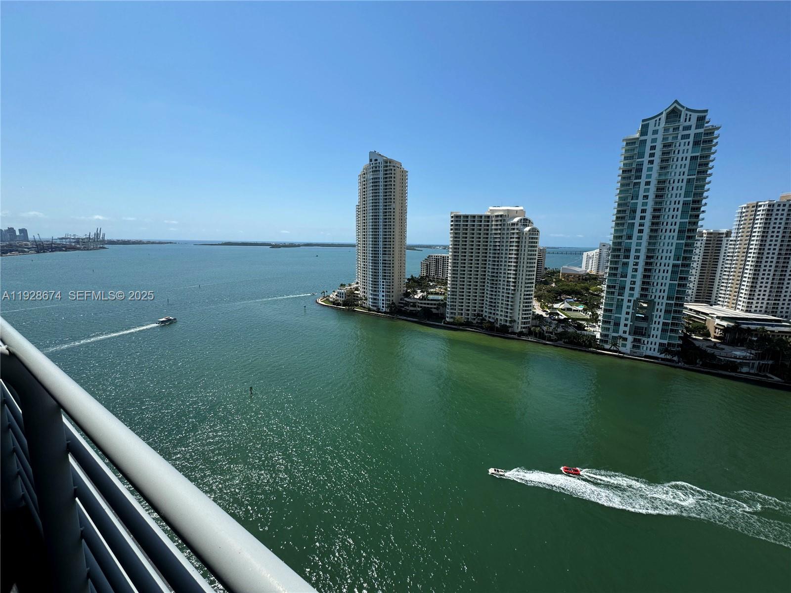 335 S Biscayne Blvd #2403, Miami FL 33131