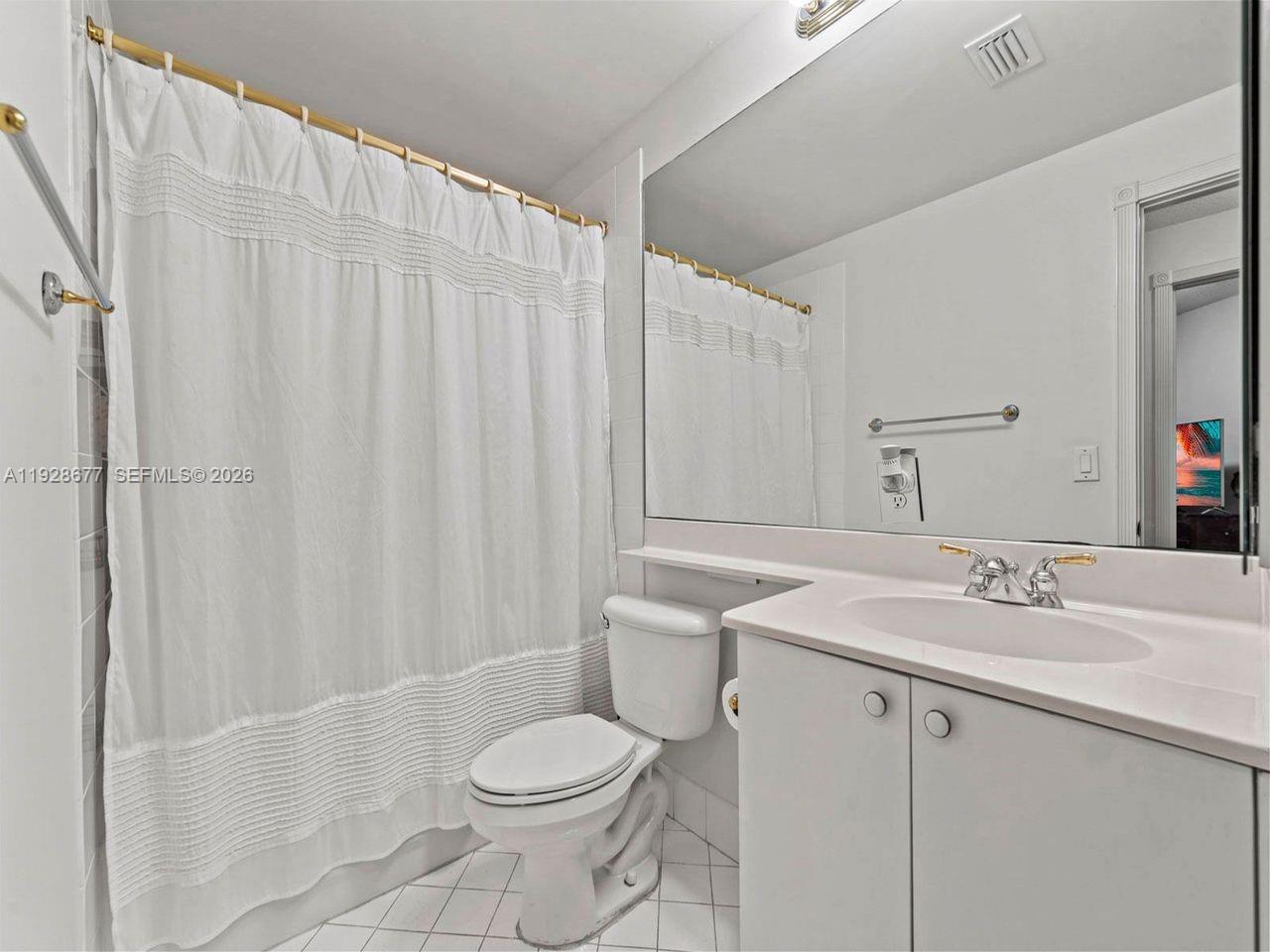 10750 NW 66th St #208, Doral FL 33178