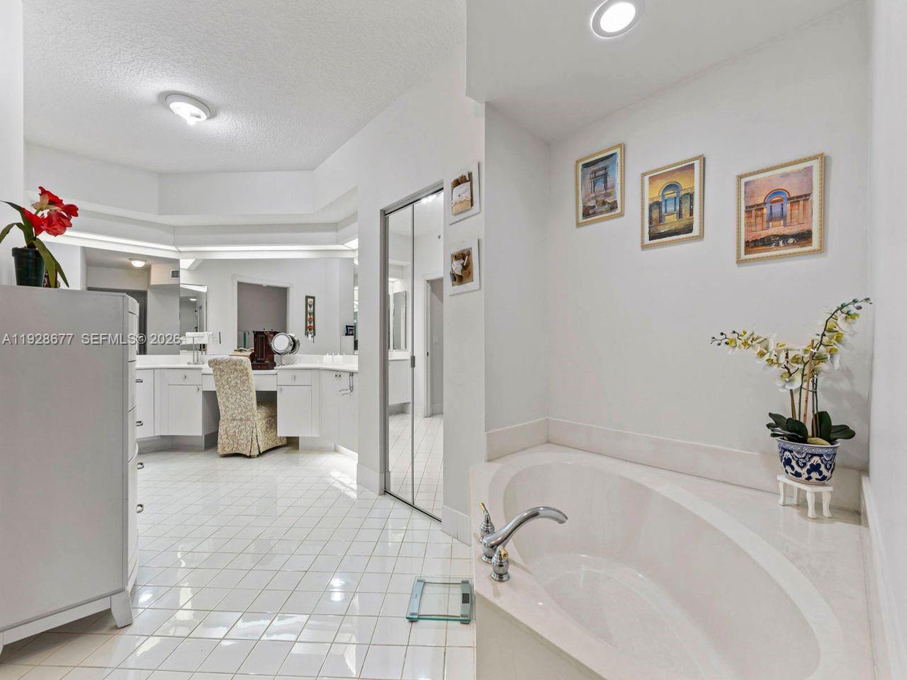 10750 NW 66th St #208, Doral FL 33178