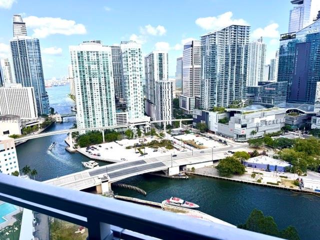 90 SW 3rd St #3112, Miami FL 33130