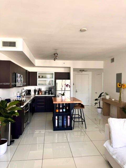90 SW 3rd St #3112, Miami FL 33130