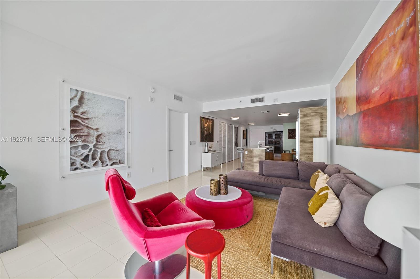 460 NE 28th St #3904, Miami FL 33137