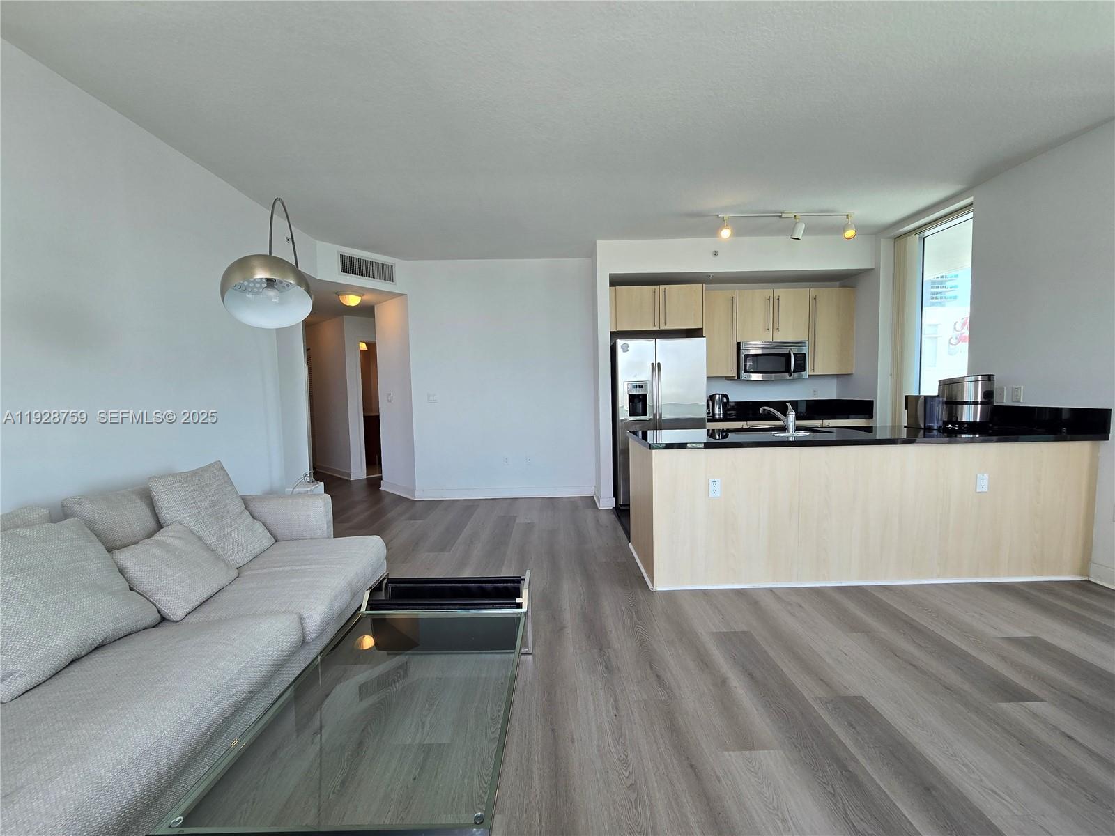 79 SW 12th St #1701-S, Miami FL 33130