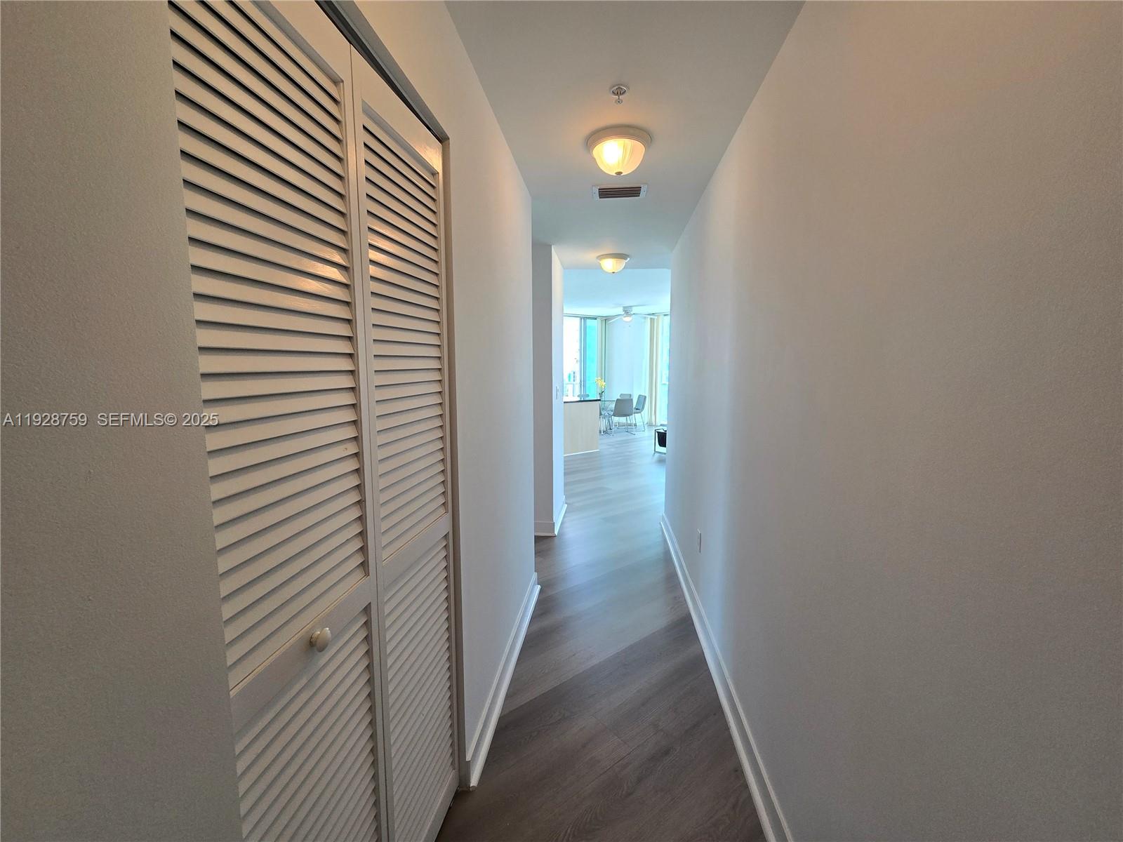 79 SW 12th St #1701-S, Miami FL 33130