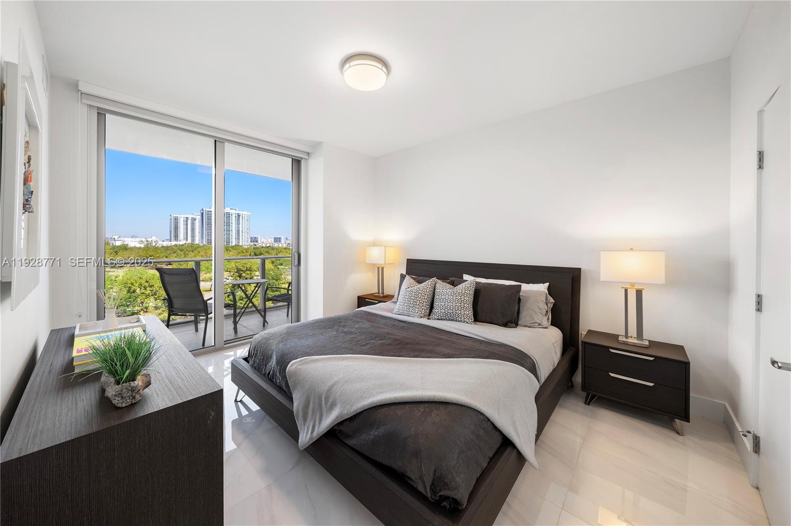 16385 Biscayne Blvd #503, North Miami Beach FL 33160