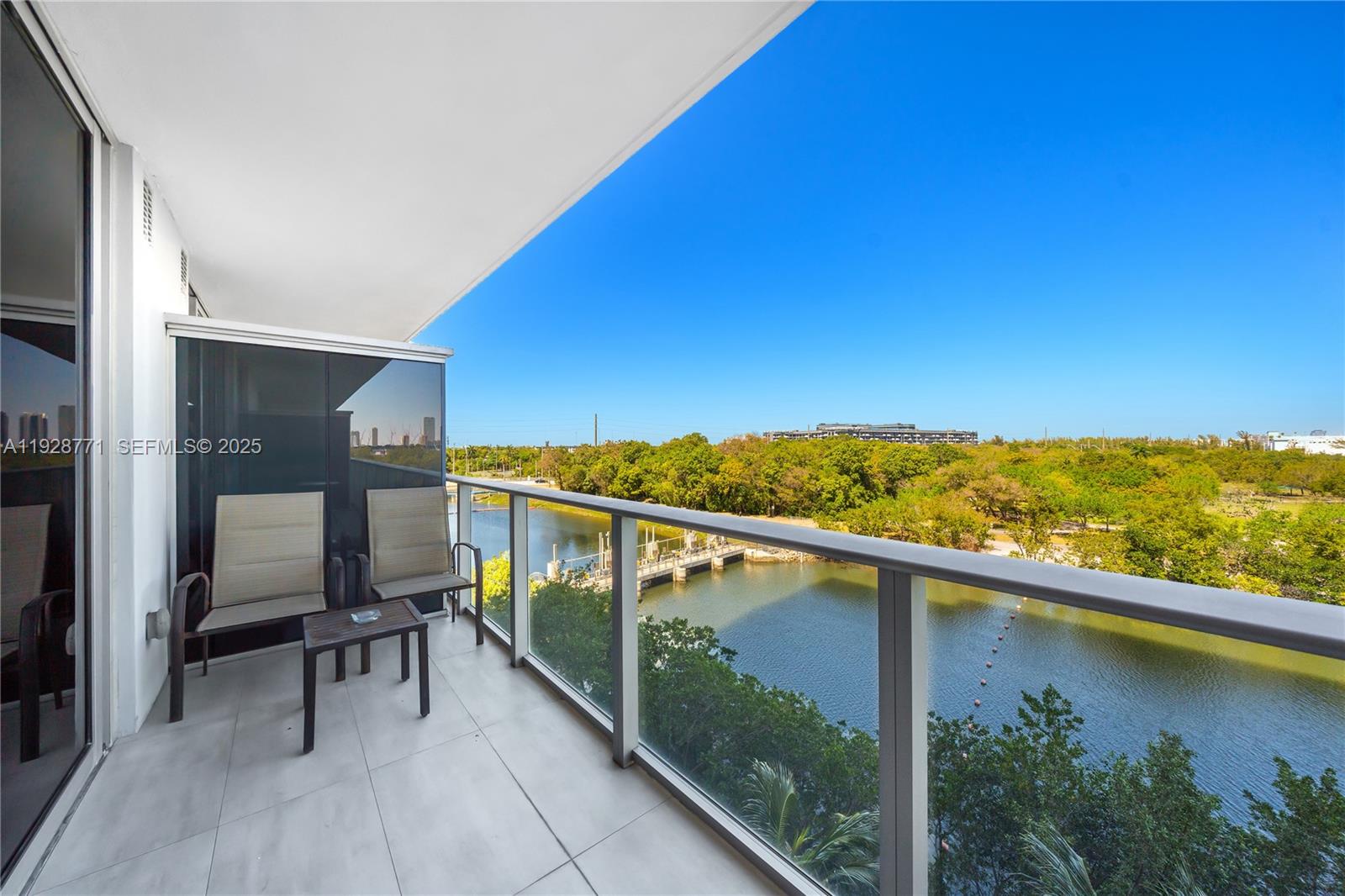 16385 Biscayne Blvd #503, North Miami Beach FL 33160