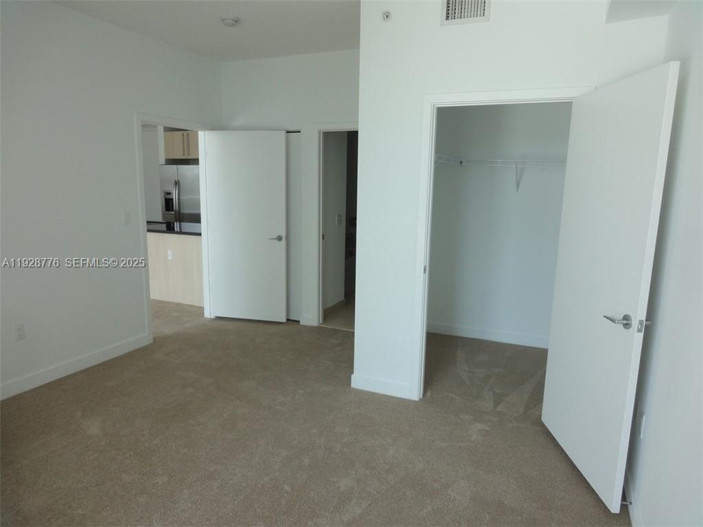 79 SW 12th St #1203S, Miami FL 33130
