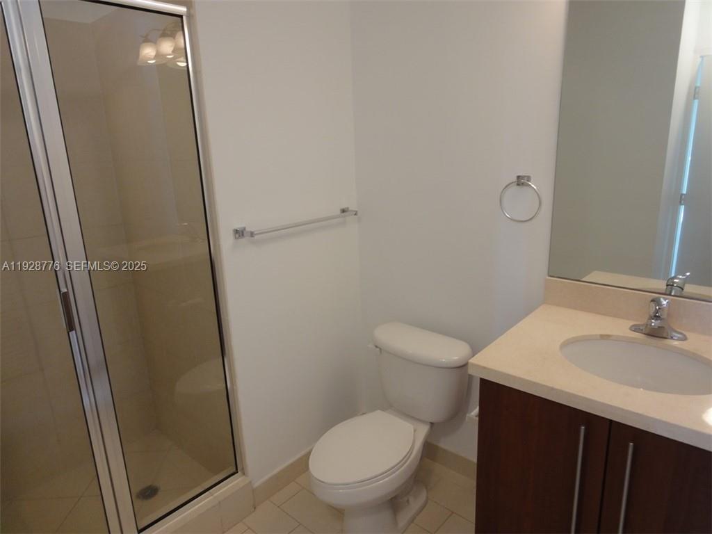 79 SW 12th St #1203S, Miami FL 33130