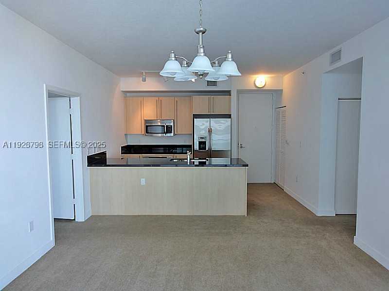 1111 SW 1st Ave #1123N, Miami FL 33130