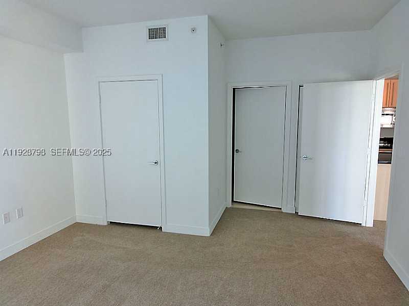 1111 SW 1st Ave #1123N, Miami FL 33130