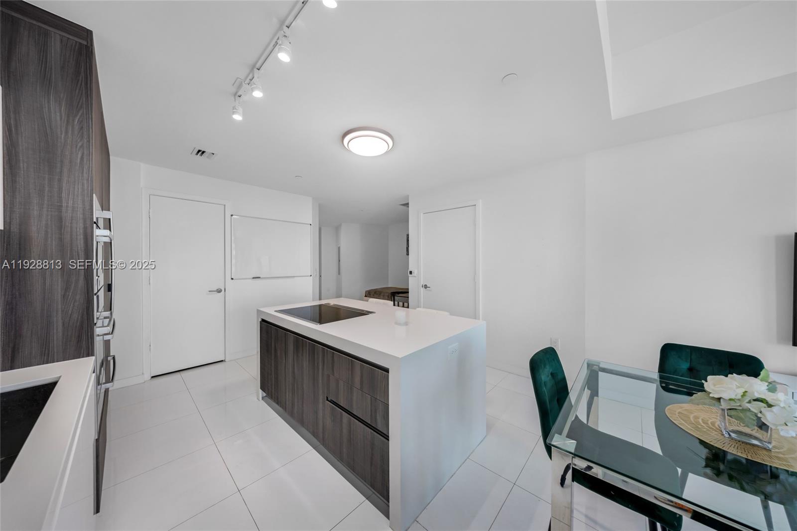 851 NE 1st Ave #1700, Miami FL 33132