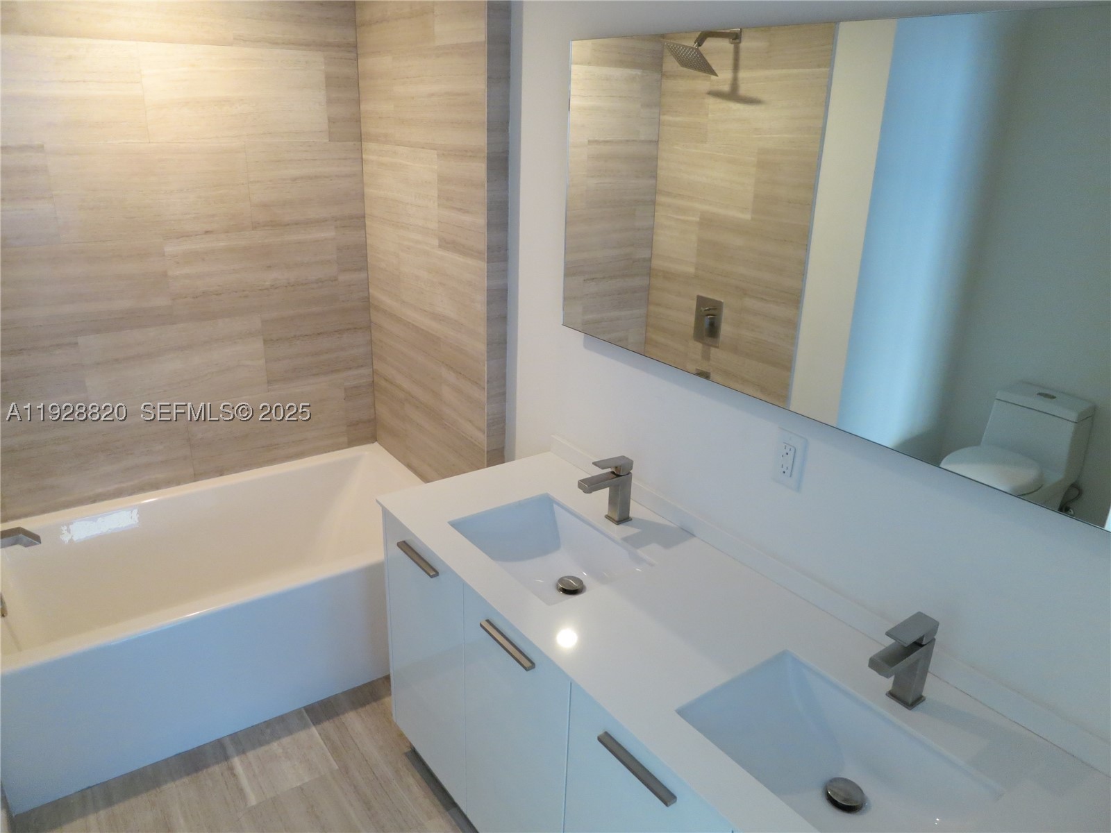 1300 BRICKELL BAY DR #1100, Miami FL 33131