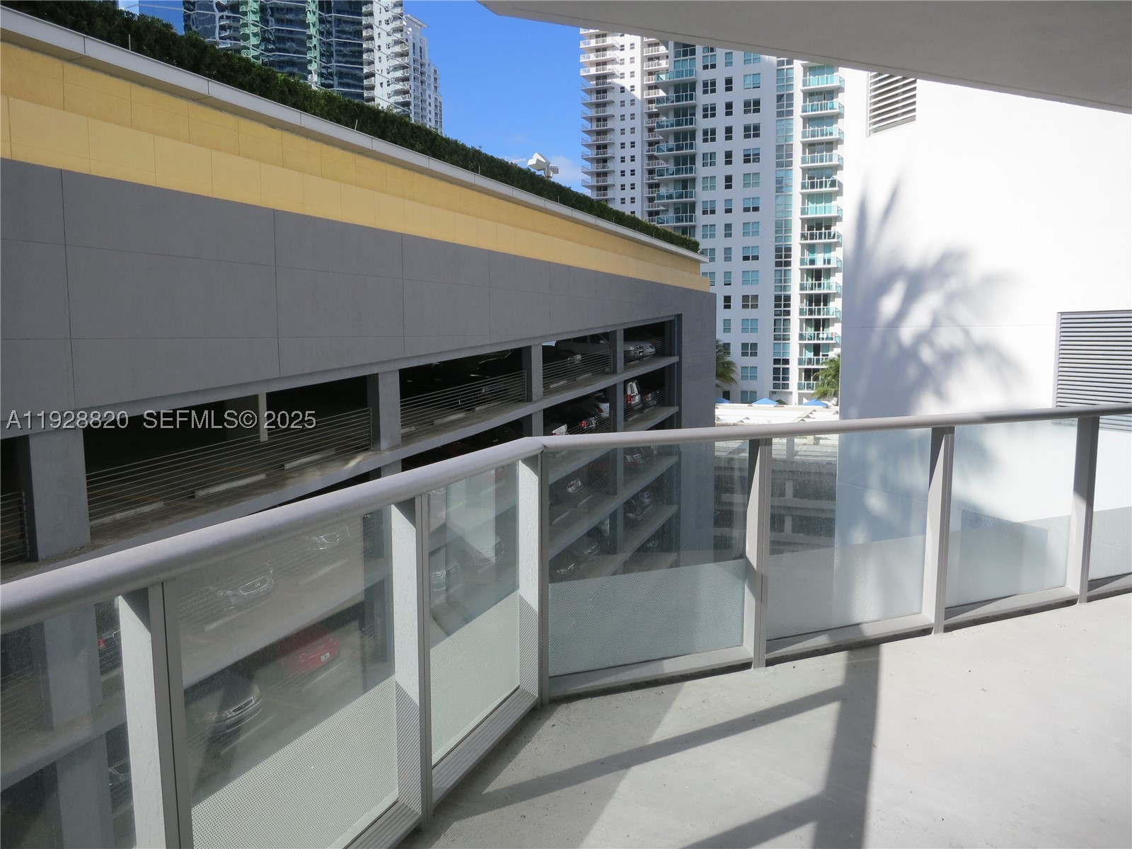 1300 BRICKELL BAY DR #1100, Miami FL 33131