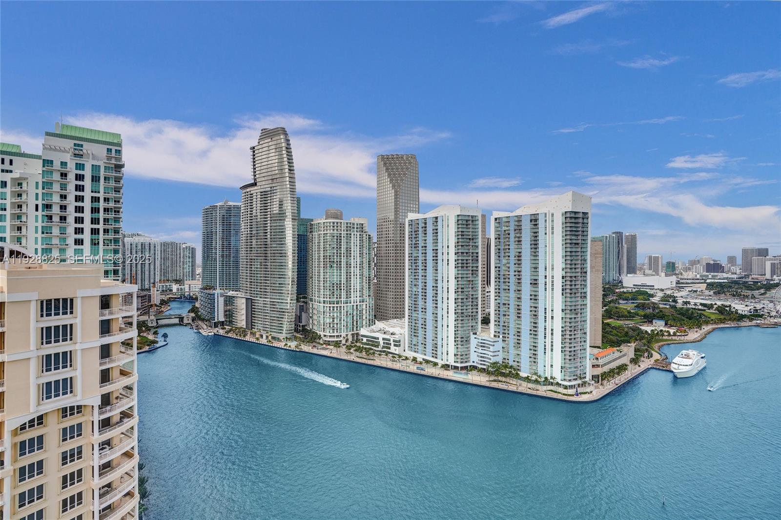 848 Brickell Key Dr #3206, Miami FL 33131