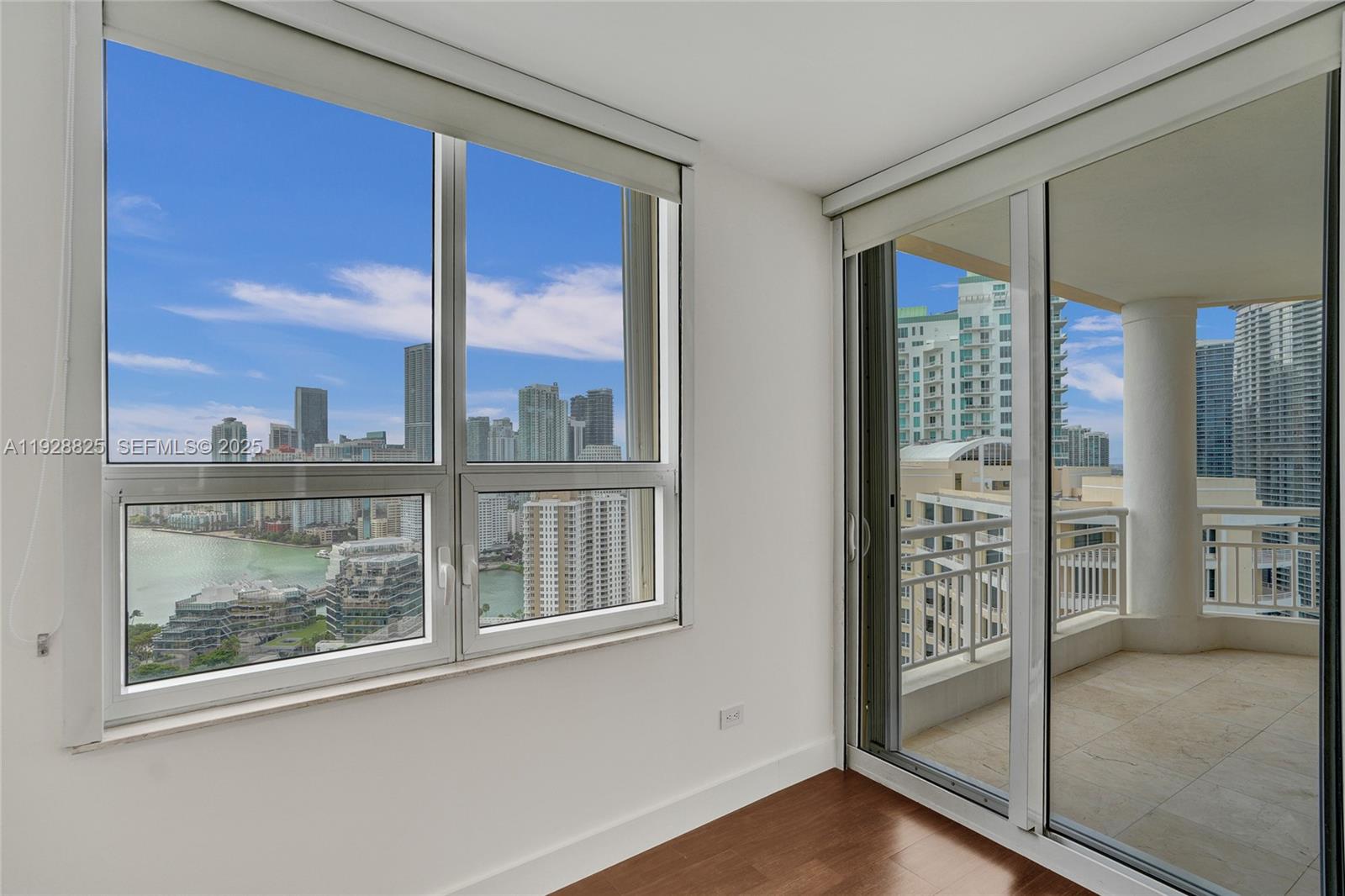848 Brickell Key Dr #3206, Miami FL 33131