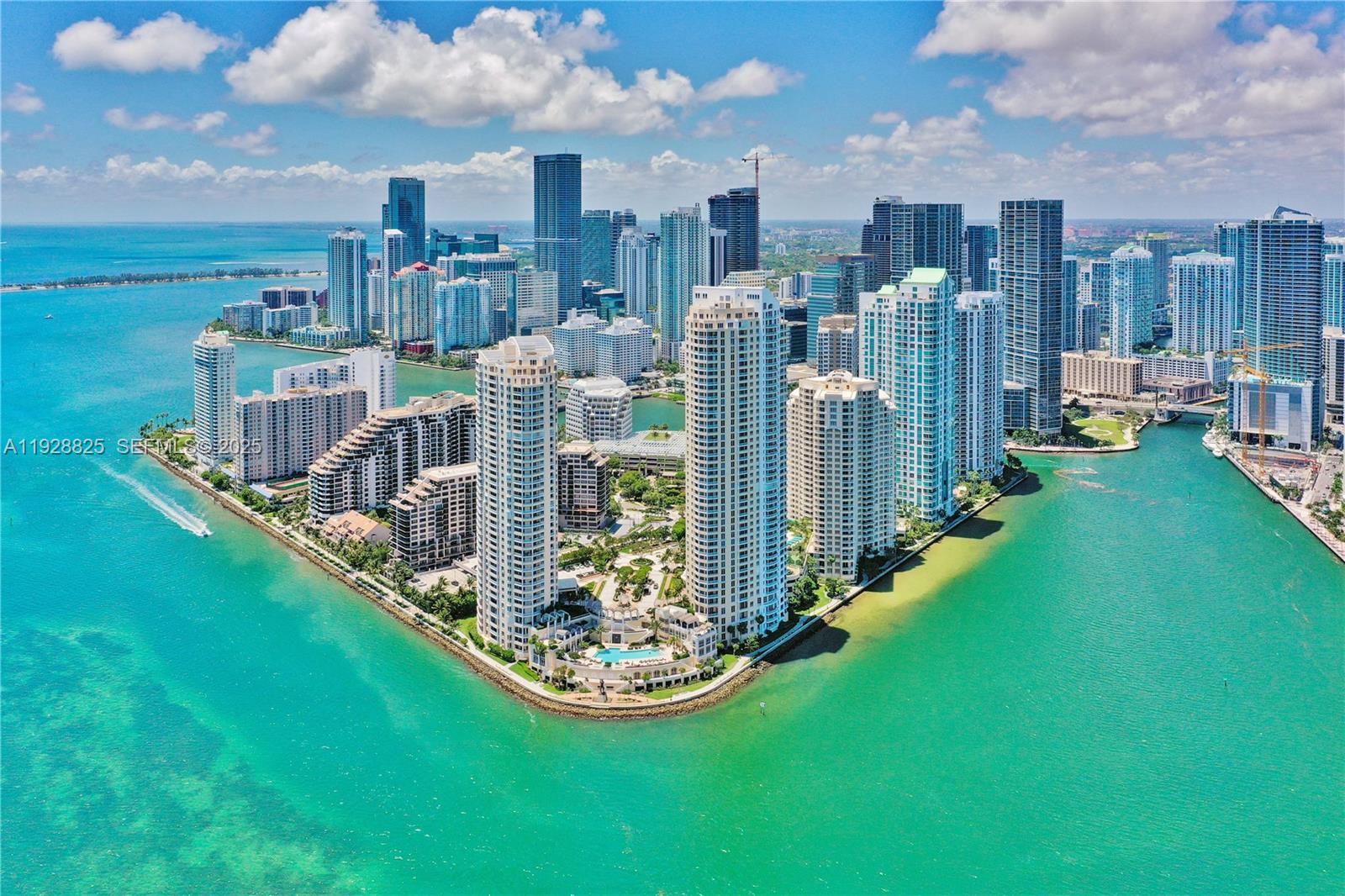 848 Brickell Key Dr #3206, Miami FL 33131