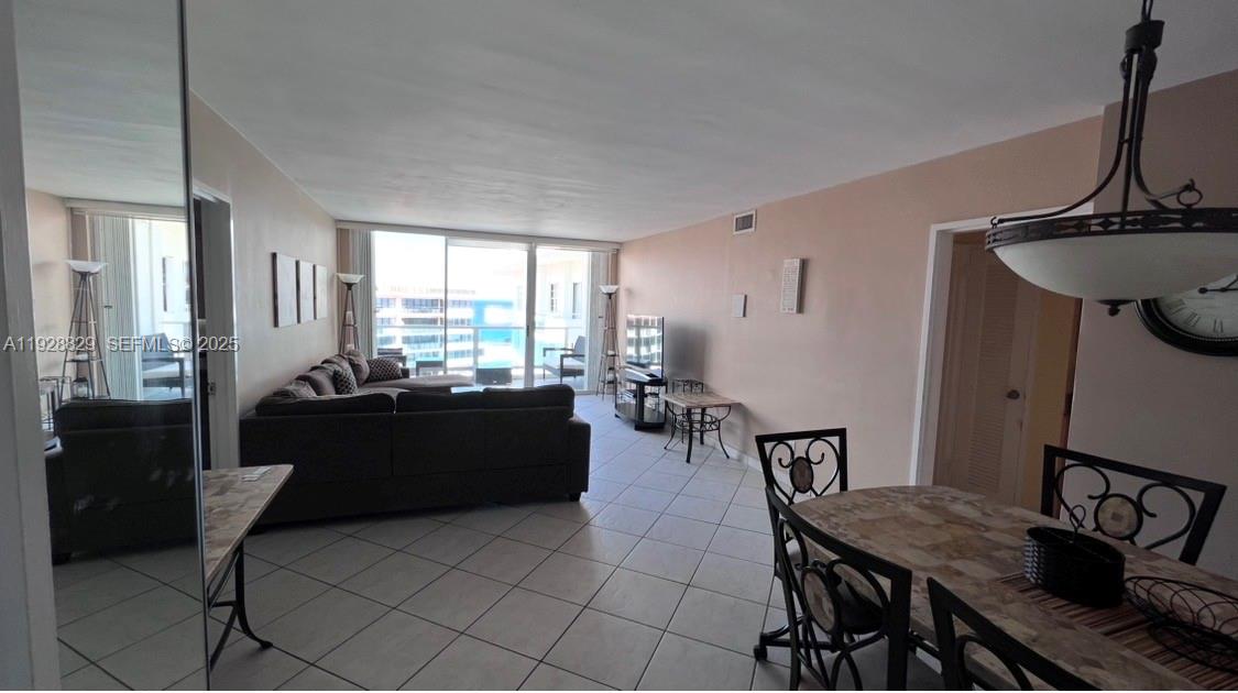 5161 Collins Ave #1701, Miami Beach FL 33140