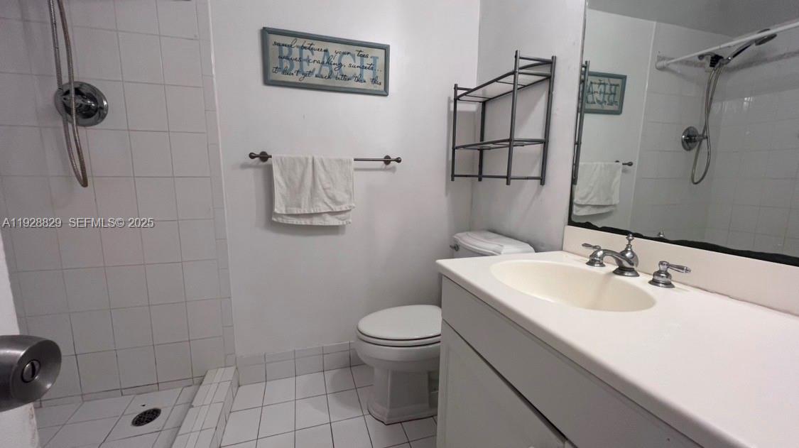 5161 Collins Ave #1701, Miami Beach FL 33140