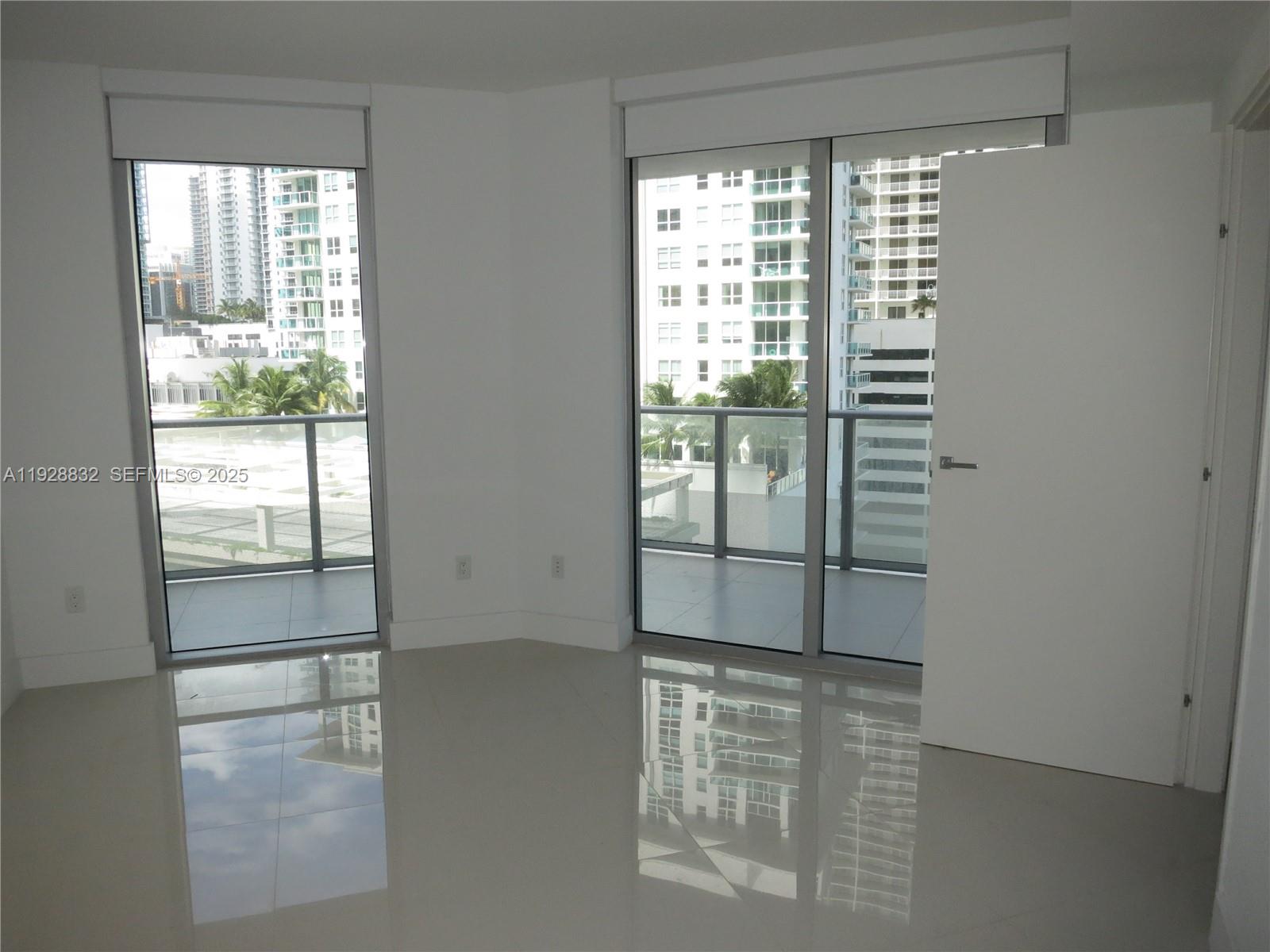 1300 BRICKELL BAY DR #1110, Miami FL 33131