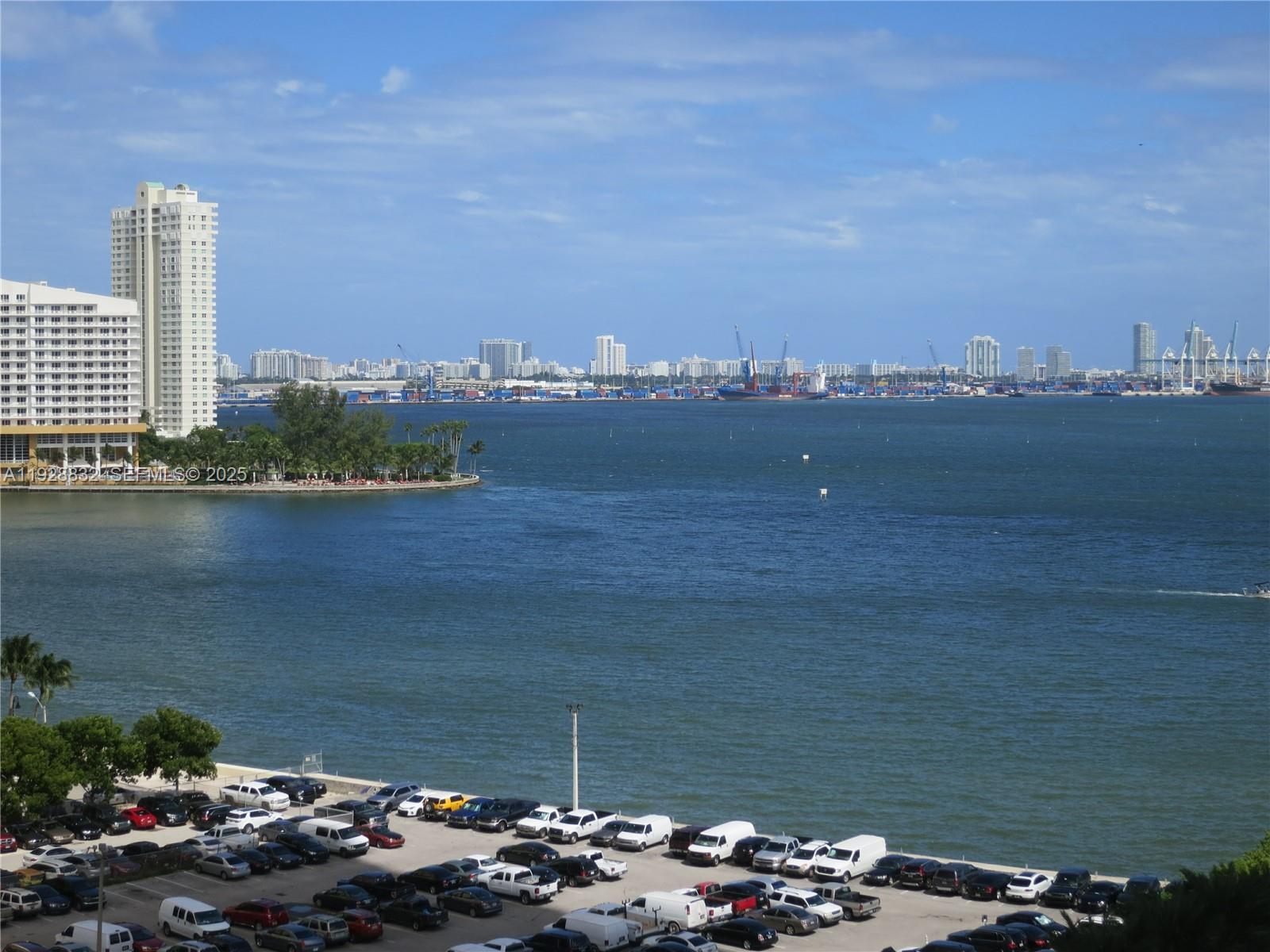 1300 BRICKELL BAY DR #1110, Miami FL 33131